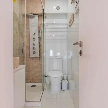 Peaceful Loft - Amazing Terrace & View דירה *